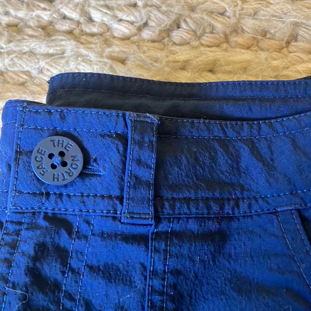 North face pants - Picture 2 of 5